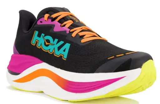 Hoka One One
Skyward X M