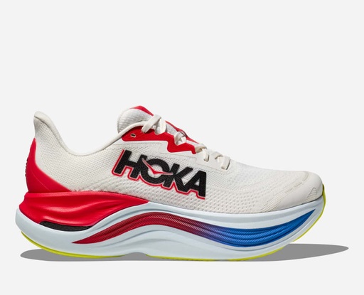 Hoka One One
Skyward X M