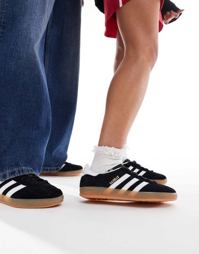 Adidas Originals Gazelle Indoor Trainers in Black